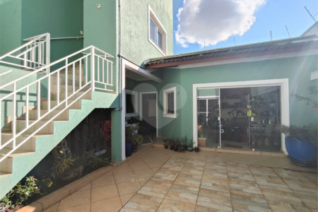 Casa para alugar com 6 quartos, sendo 4 suítes,  no Centro, Itapetininga, SP
