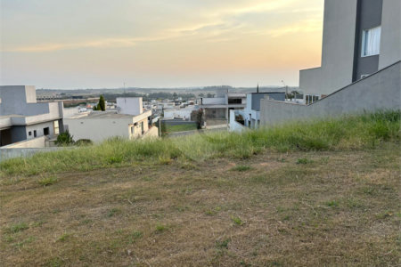 Terreno à venda em Residencial Lagos D'icaraí, Salto, SP