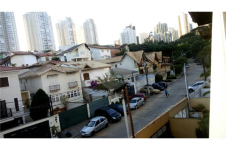 Casa à venda com 3 quartos, sendo 1 suíte, em Vila Suzana, São Paulo, SP