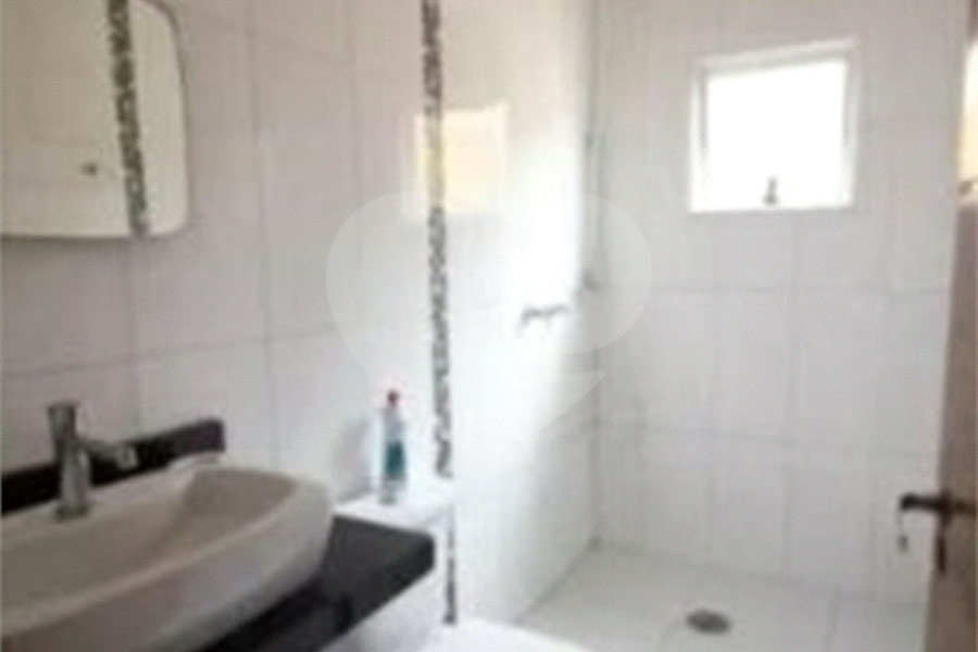 Sobrado à venda com 3 quartos, sendo 1 suíte, em Parque Edu Chaves, São Paulo, SP