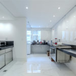 Apartamento à venda com 2 quartos e 3o reversível, no Baixo Jardins