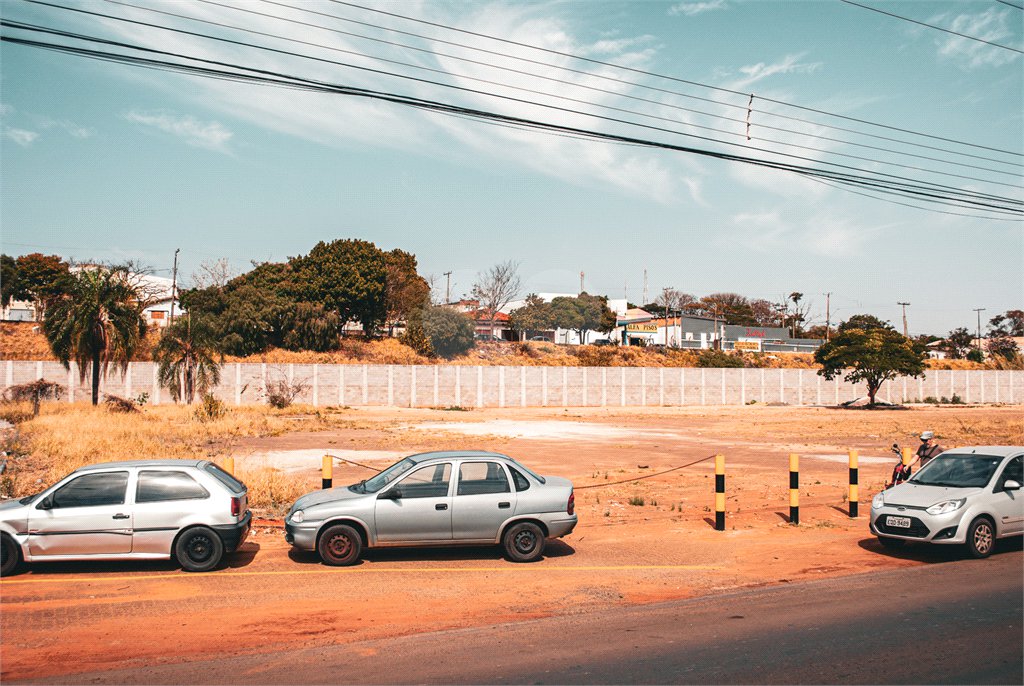 Terrenos Estratégicos – Avenida Getúlio Vargas | 9.262,02 m² (Potencial: 11.437,80 m²)