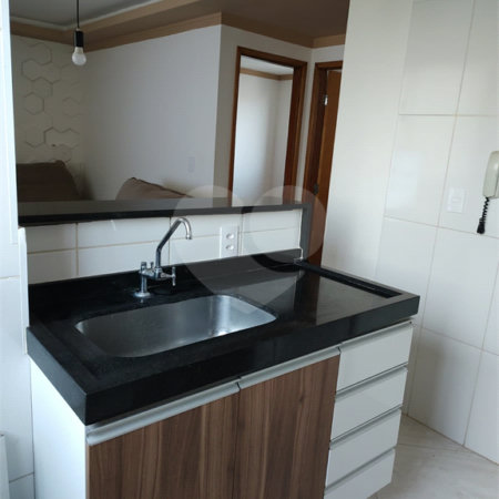 Apartamento no condomínio Monte Everest dispondo de 48m²