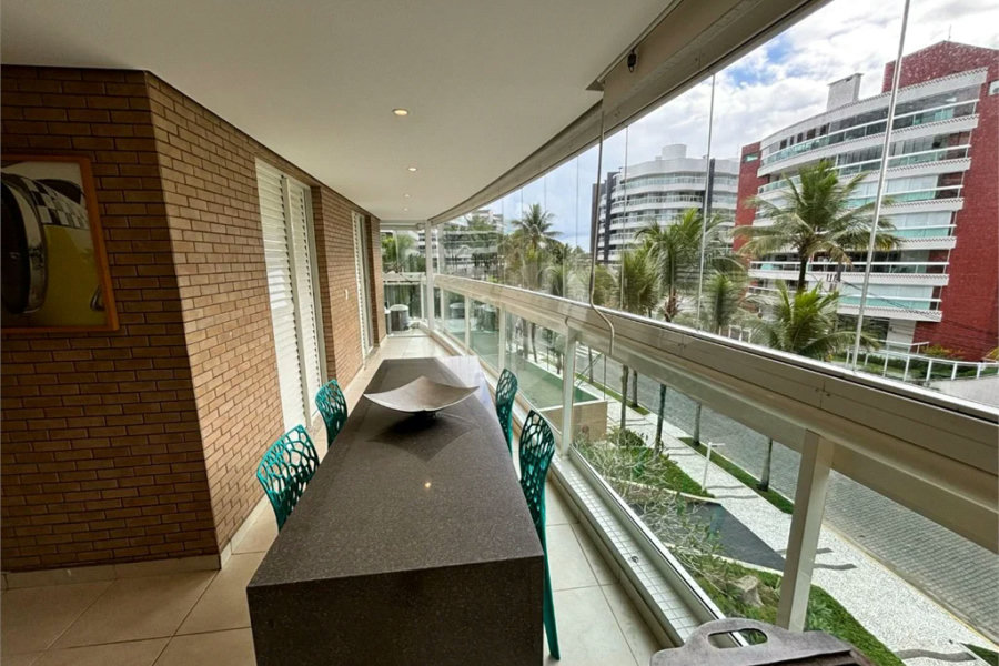 Apartamento à venda com 3 quartos, sendo 1 suíte, em Riviera de São Lourenço, Bertioga, SP