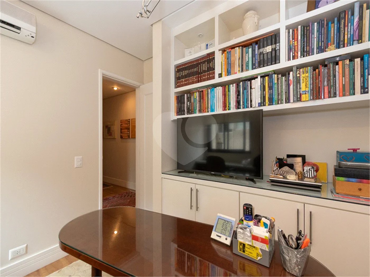 Apartamento de 233 m² à venda em Higienópolis com 4 dormitórios.