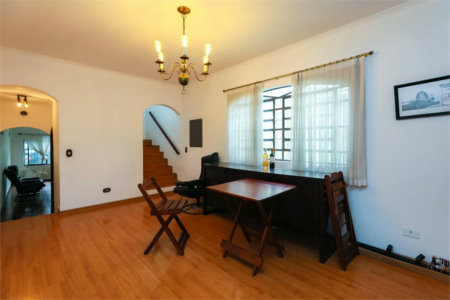 Casa à venda com 4 quartos, sendo 2 suítes,  em Vila Sônia, São Paulo, SP