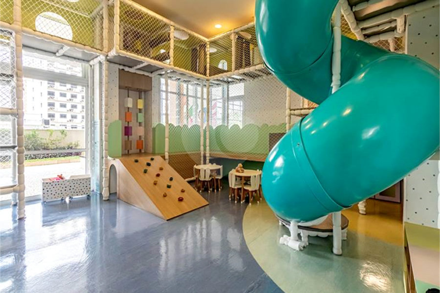 Apartamento à venda com 3 quartos, sendo 1 suíte, em Barra Funda, São Paulo, SP