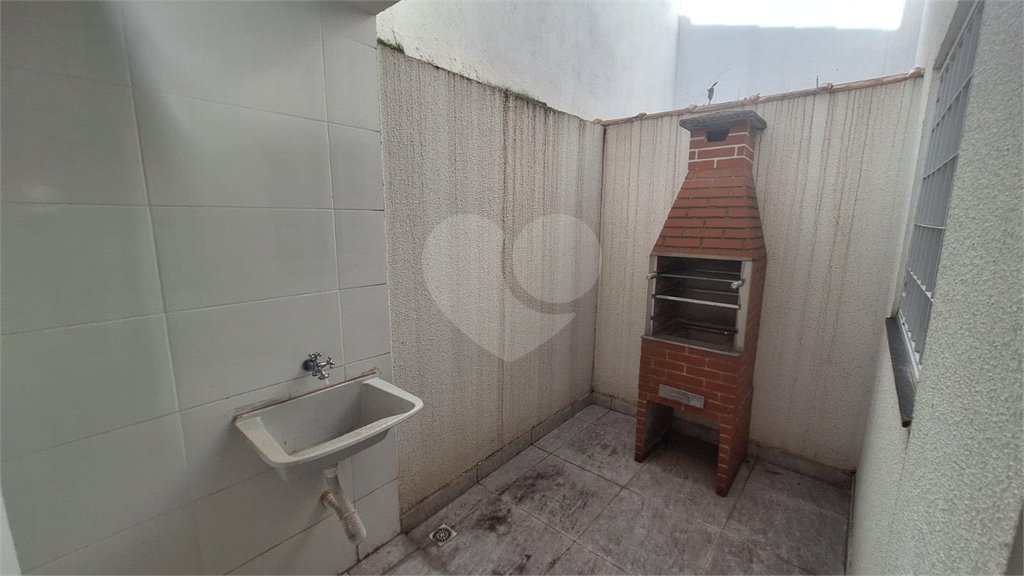 Casa de Vila à venda com 2 suítes em Vila Hortência, Sorocaba, SP