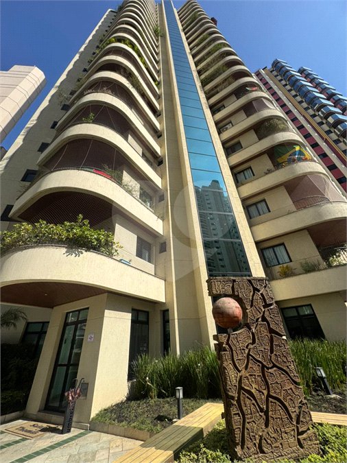 Apartamento à venda com 3 suítes em Jardim Anália Franco, São Paulo, SP