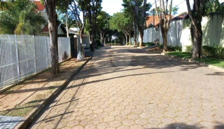 Casa à venda com 3 quartos, sendo 1 suíte, em Bosque, Vinhedo, SP