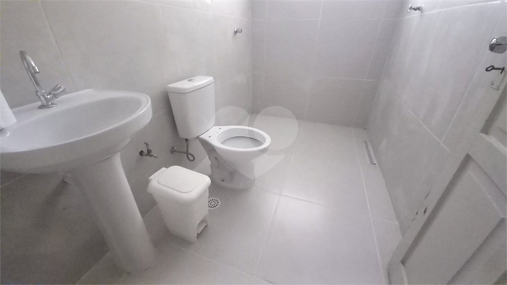 Sobrado à venda com 5 quartos em Tremembé, São Paulo, SP