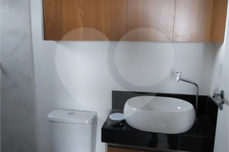 Sobrado para alugar com 3 quartos, sendo 1 suíte, em Vila Petrópolis, Atibaia, SP