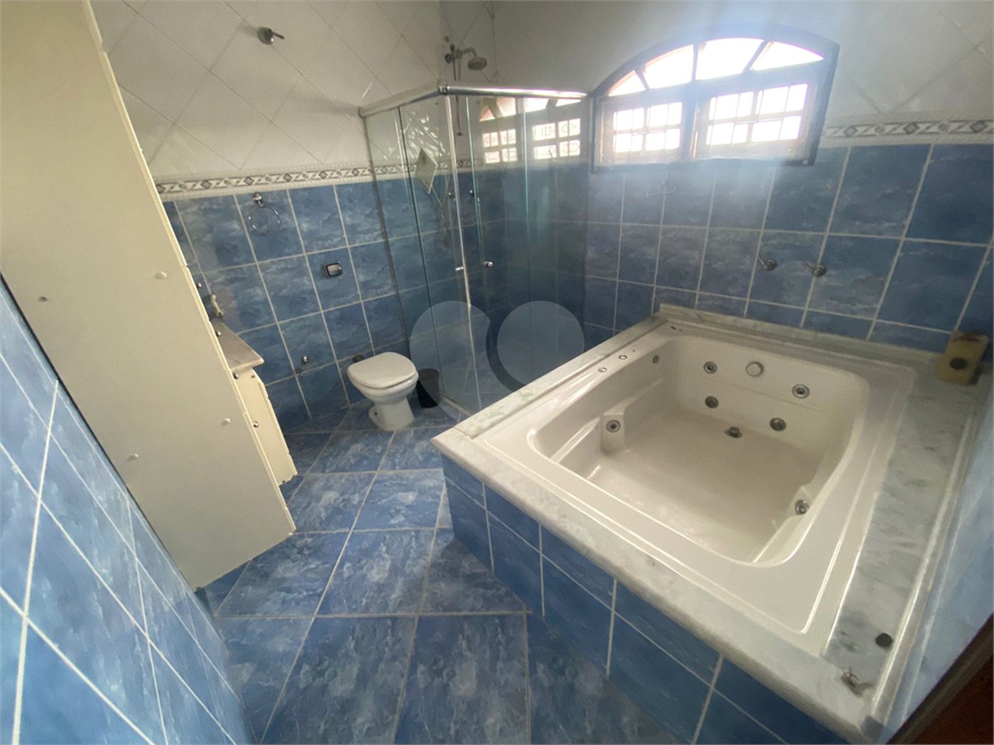 Sobrado à venda com 4 quartos, sendo 2 suítes,  em Vila Gustavo, São Paulo, SP