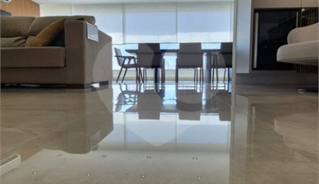 Apartamento à venda com 3 suítes em Santa Teresinha, São Paulo, SP