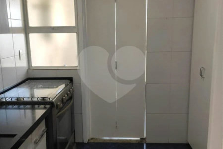 Apartamento à venda com 2 quartos em Jardim Taboão, São Paulo, SP