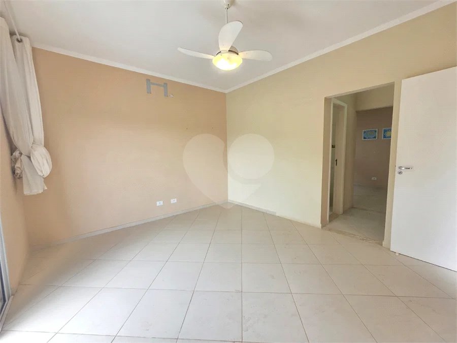 Casa à venda ou para alugar com 3 quartos, sendo 1 suíte, no condomínio Terras de São Francisco, Vinhedo - SP