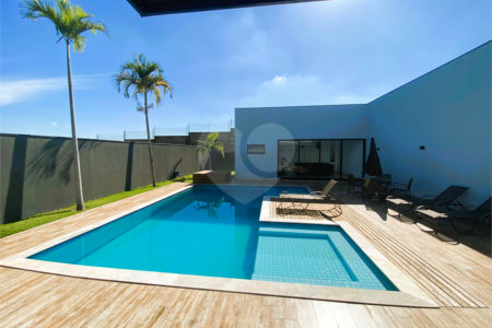 Casa à venda com 3 suítes no condomínio Saint Patrick, Sorocaba - SP