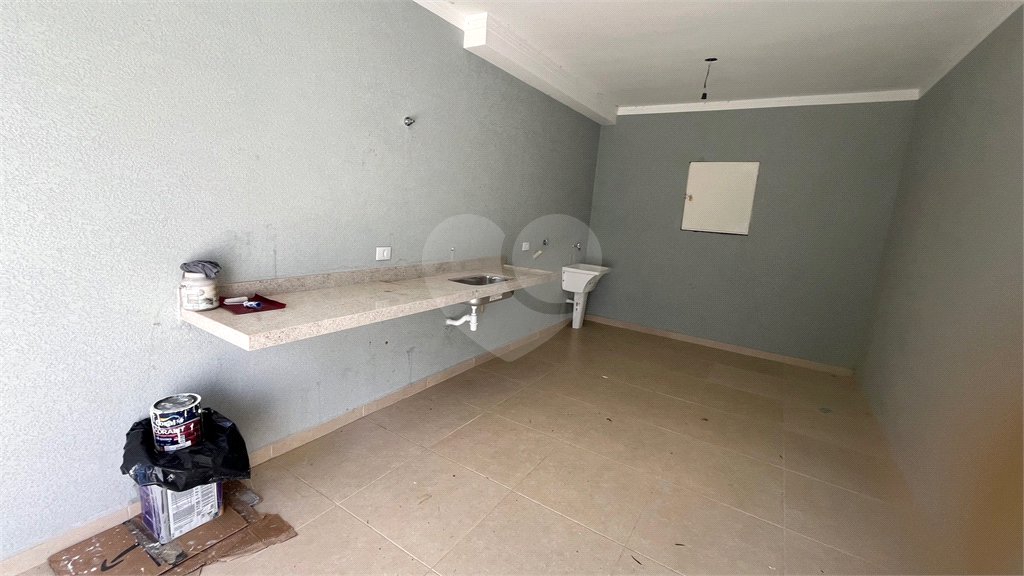 Sobrado à venda ou para alugar com 3 suítes em Vila Thais, Atibaia, SP