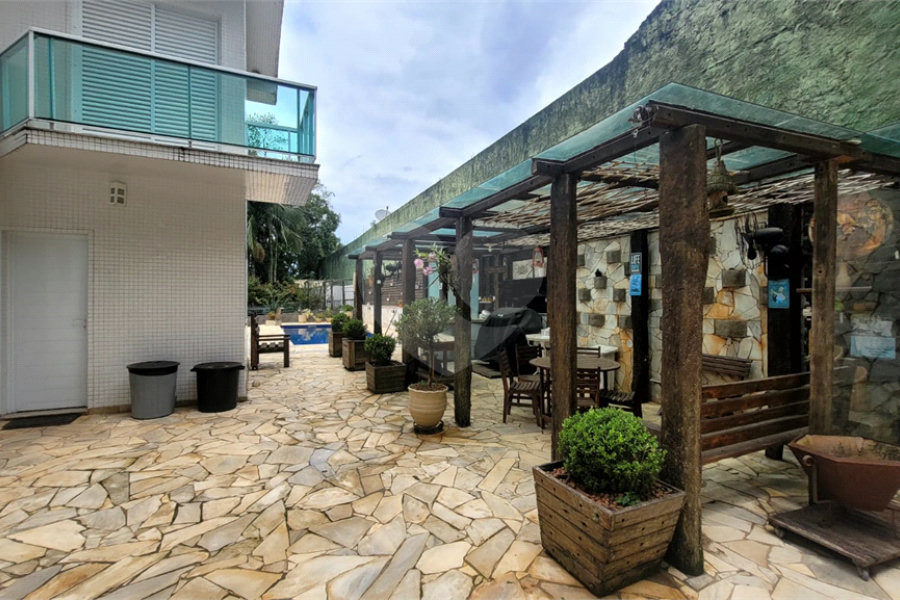 Casa à venda com 4 suítes no condomínio Jardim da Montanha I, Mairiporã - SP