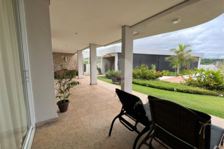 Casa à venda com 3 suítes no condomínio Residencial dos Lagos, Itupeva - SP