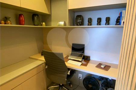 Apartamento à venda com 3 suítes em Vila Pompéia, São Paulo, SP