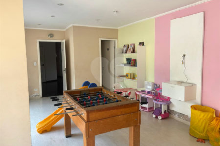 Apartamento à venda com 4 quartos, sendo 1 suíte,  em Vila Andrade, São Paulo, SP