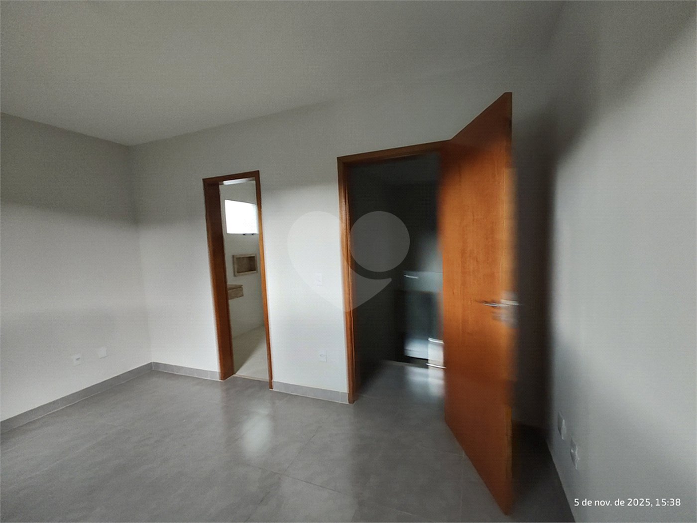 Casa Térrea à venda com 3 suítes em Jardim do Lago, Atibaia, SP