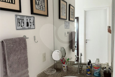 Apartamento à venda com 2 quartos em Vila Suzana, São Paulo, SP