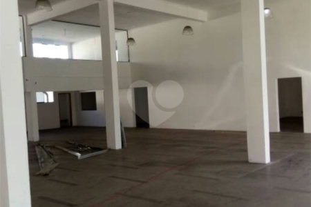 Prédio para alugar em Vila Costa, Suzano, SP