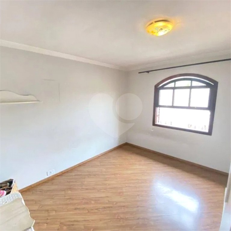 Sobrado à venda com 2 quartos, sendo 1 suíte,  em Jardim Regina, São Paulo, SP