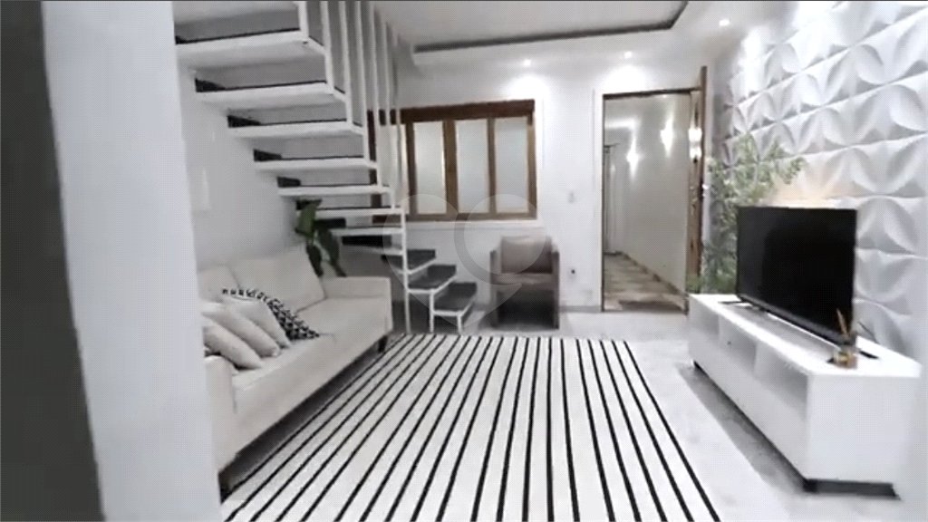 Sobrado à venda com 2 quartos em Vila Curuçá, São Paulo, SP