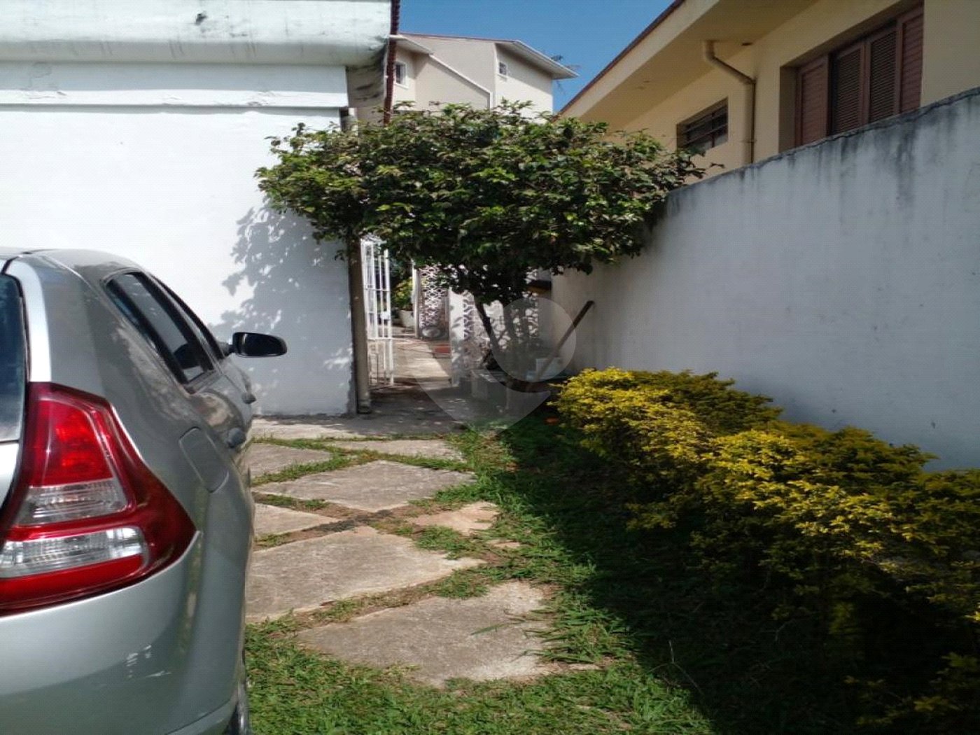 Casa à venda com 6 quartos em Jardim Peri Peri, São Paulo, SP