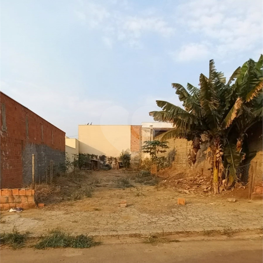 Terreno com 250,00 m² de área total. Terreno .