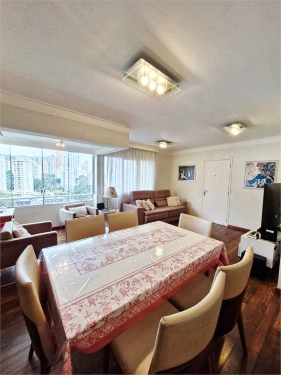 Apartamento à venda com 3 quartos, sendo 1 suíte, em Vila Suzana, São Paulo, SP