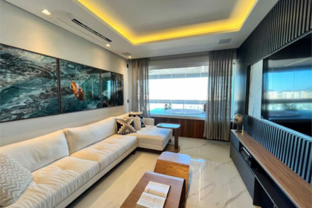 Apartamento com 1 quarto com hidromassagem e vista para o mar à venda em Aparecida - SP