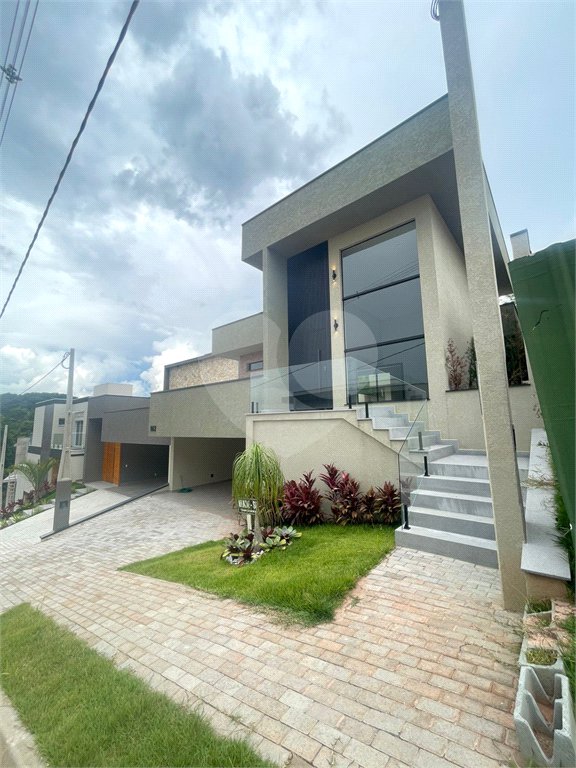 Casa à venda com 3 suítes no condomínio Reserva São Nicolau, Atibaia - SP