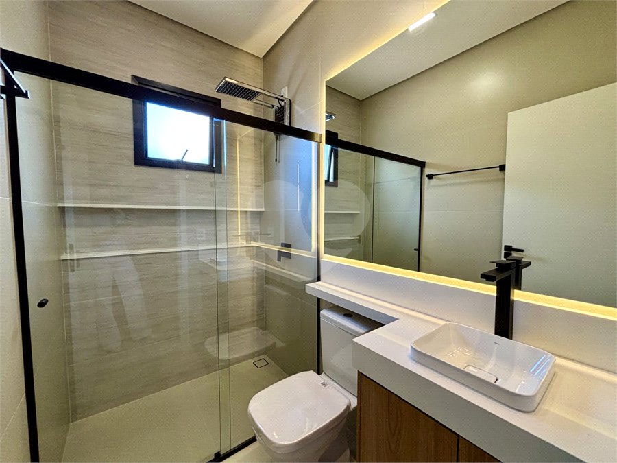 Casa à venda com 3 suítes no condomínio Residencial Dona Maria Candida, Indaiatuba - SP