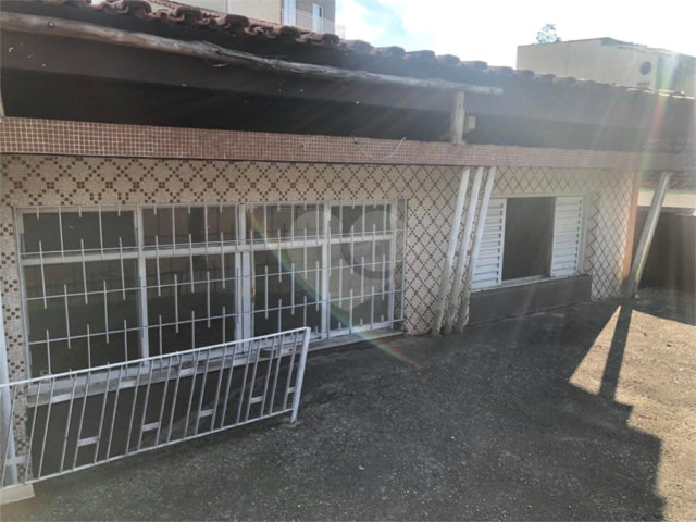 Sobrado à venda com 3 quartos, sendo 1 suíte,  em Serra da Cantareira, Mairiporã, SP