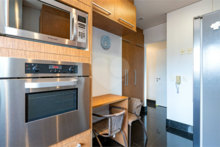 Apartamento à venda com 3 suítes em Vila Nova Conceição, São Paulo, SP