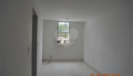 Apartamento à venda com 2 quartos em Parque Edu Chaves, São Paulo, SP