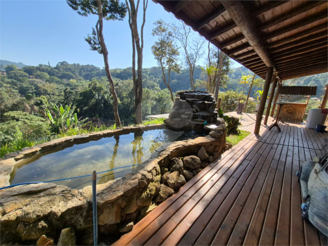 Casa à venda com 2 quartos, sendo 1 suíte,  no condomínio Campos de Mairiporã Gleba 1, Mairiporã - SP