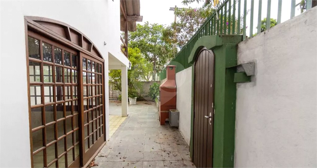 Casa à venda com 4 quartos, sendo 1 suíte, em Vila Tiradentes, São Paulo, SP