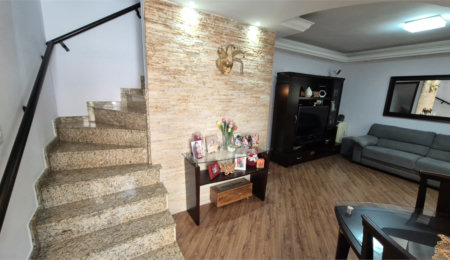 Casa à venda com 3 quartos, sendo 1 suíte,  no condomínio Indefinido_ernani Pinto_439, São Paulo - SP