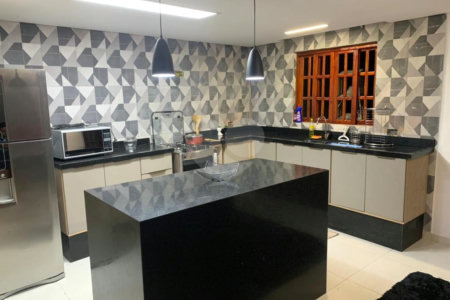 Casa Térrea à venda com 3 quartos em Jardim Alvinópolis, Atibaia, SP