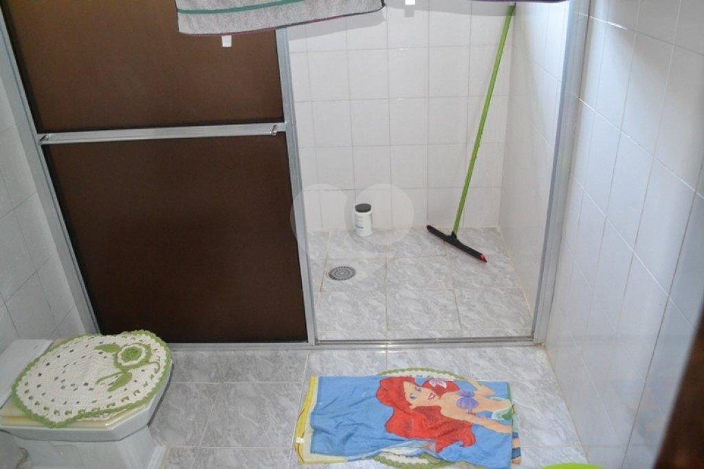 Sobrado à venda com 2 quartos em Vila Nivi, São Paulo, SP