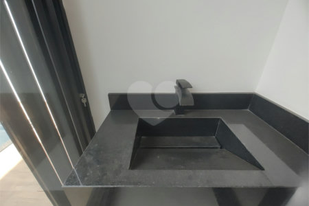 Casa à venda com 3 suítes no condomínio Terras de São Francisco, Sorocaba - SP