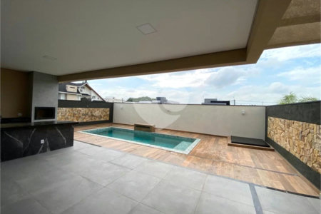 Casa à venda com 3 quartos, sendo 2 suítes, no condomínio Chacara Ondina, Sorocaba - SP