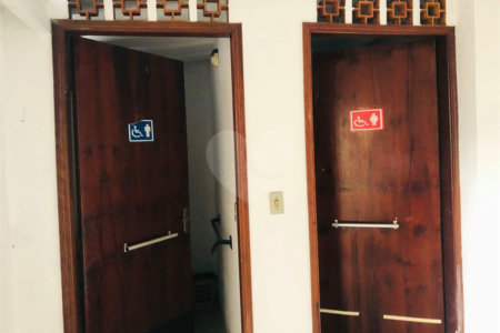 Casa à venda com 3 quartos, sendo 1 suíte,  no Centro, Mogi das Cruzes, SP