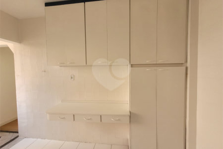 Apartamento à venda com 2 quartos em Sumaré, São Paulo, SP