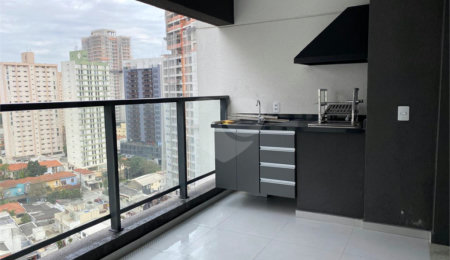 Apartamento à venda com 2 quartos, sendo 1 suíte,  em Jardim das Acácias, São Paulo, SP
